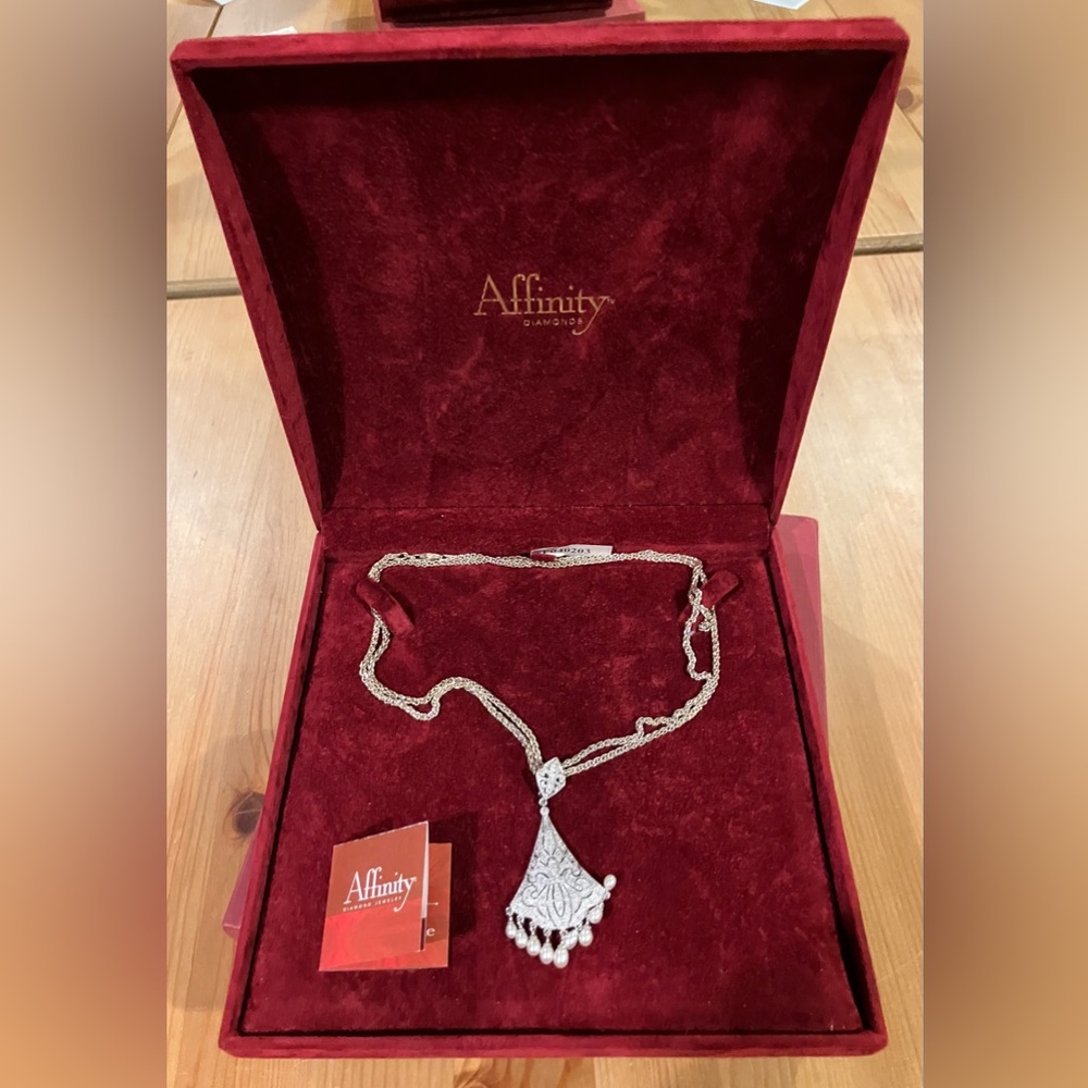 NEW Affinity Diamond 1/5 tw Vintage Inspired Enhancer w/36” Chain Necklace
